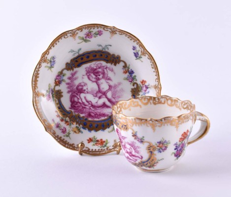 Cup and saucer Meissen Knaufzeit