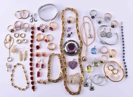 A group of costume jewellery