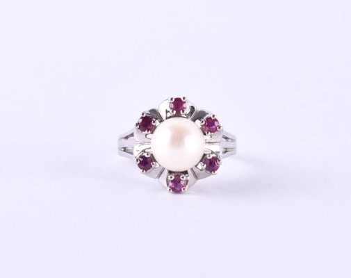 Pearl - ruby ring