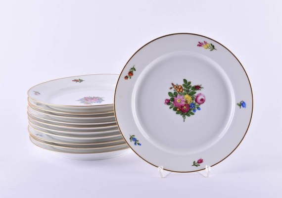 11 dinner plates Nymphenburg