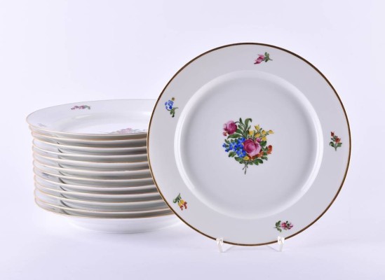 13 dinner plates Nymphenburg