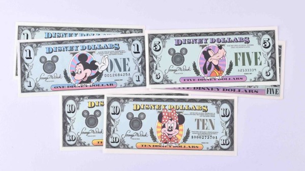 6 notes Disney Dollar