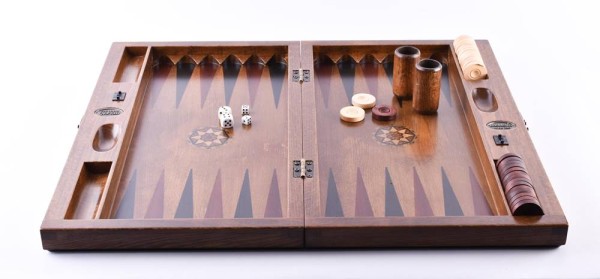 Exclusive backgammon game,