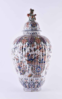 large Delft cashmere floor vase, early 18th century