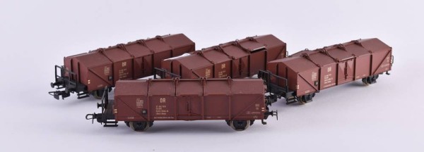 4 freight wagons foldable lid wagon 560 2 094-8 DR, Piko