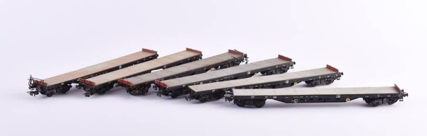 6 Piko flat wagons/freight wagons