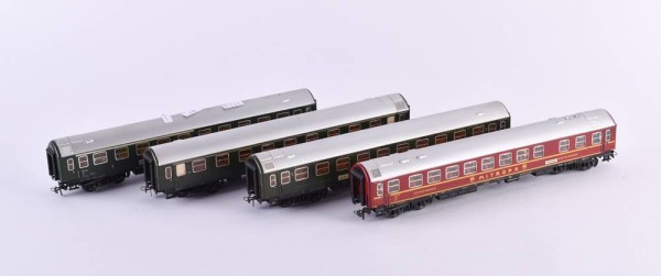 A group of Mitropa dining wagons and passenger wagons CSD and DR, layer