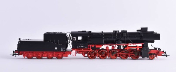 Steam locomotive BR 52 1206-3, DR rigid frame tender, Gützold