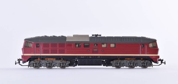 Diesel locomotive width 130 005-2 of the DR-Piko