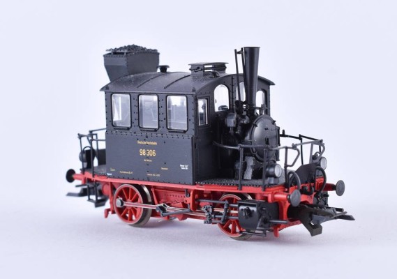 Steam locomotive BR 98 306 DR - Roco