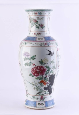 Vase China