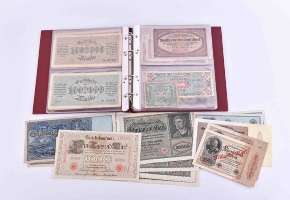 A group of banknotes