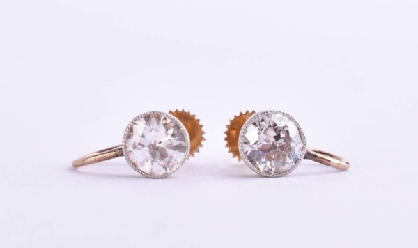 Pair of brilliant-cut diamond stud earrings