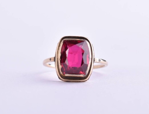 Solitaire ruby ring