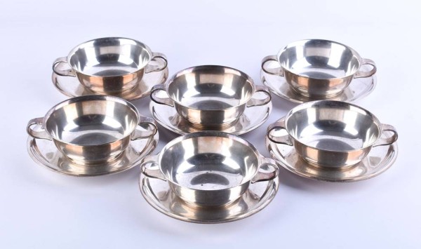 6 soup cups & saucers