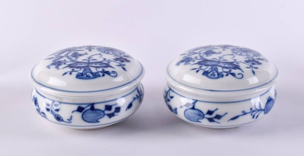 Pair of Meissen lidded jars