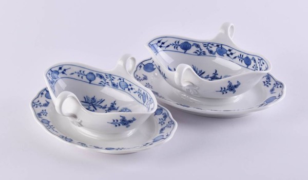 Pair of Meissen soucieres