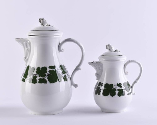 1 mocha pot & 1 coffee pot Meissen