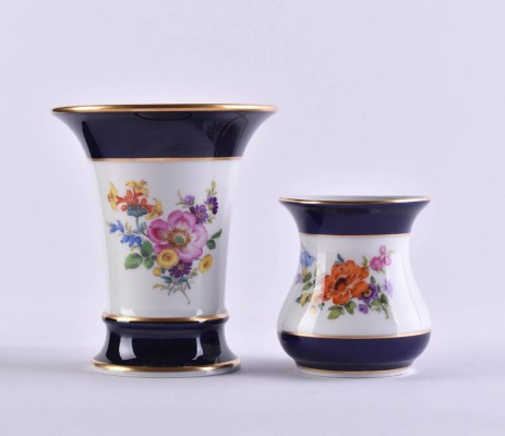 2 Meissen vases