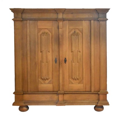 Baroque cabinet 