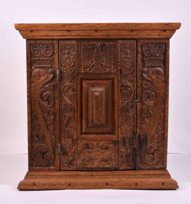 Small baroque corner cabinet