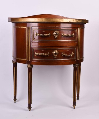 Empire chest of drawers