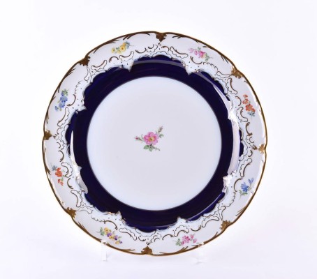 Cake plate Meissen B-form