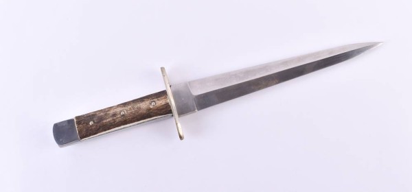 Hunting knife